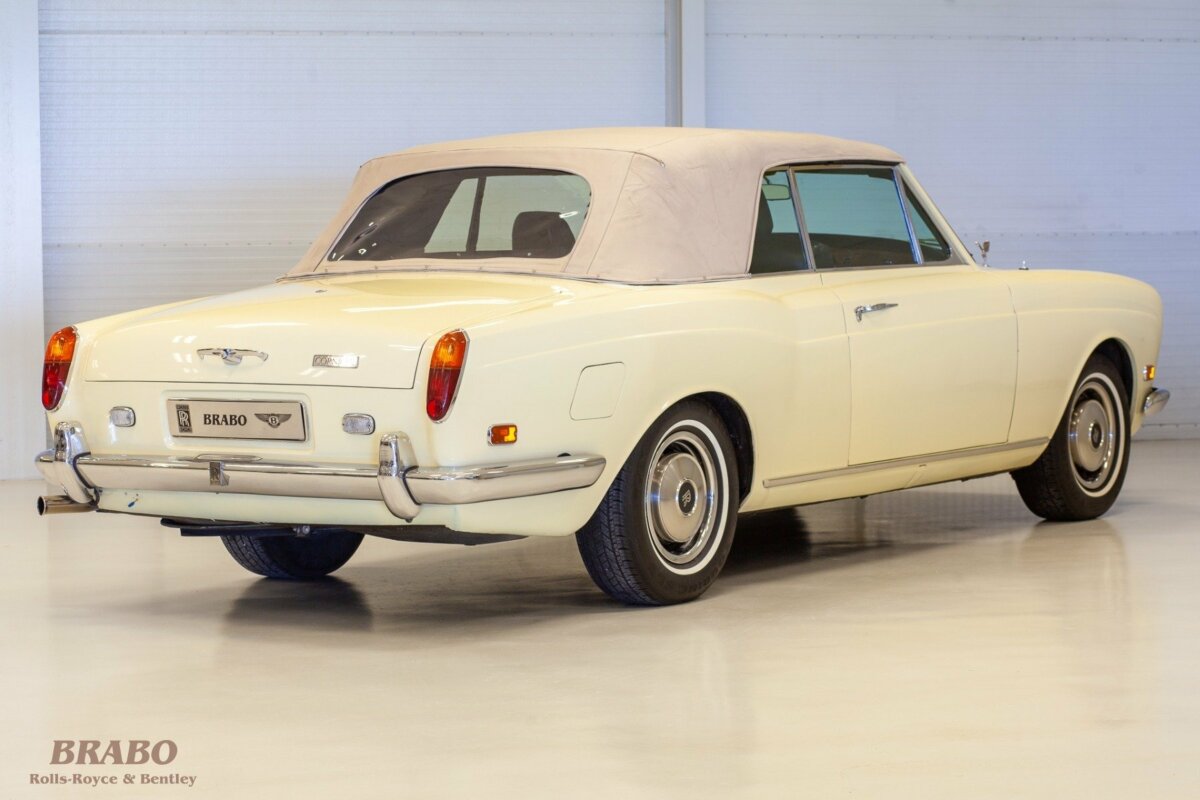 Rolls-Royce Corniche MPW 1971 Chrome Yellow