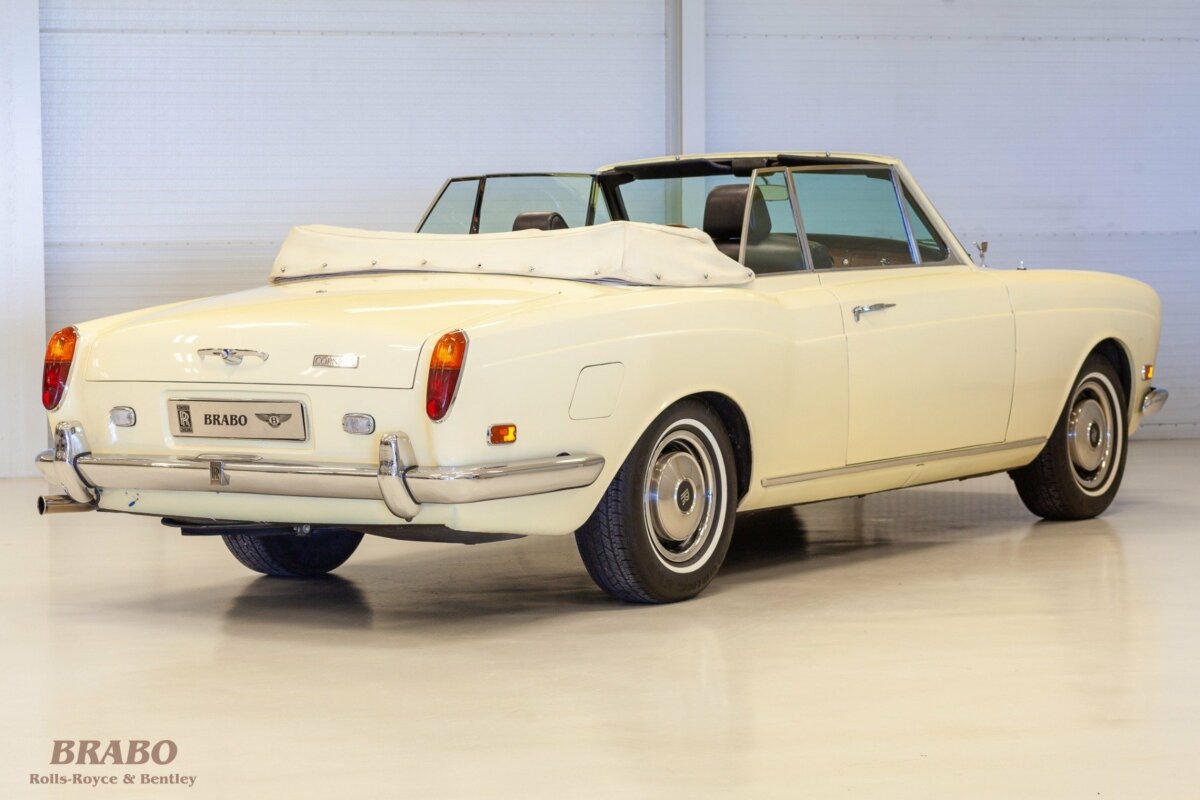 Rolls-Royce Corniche MPW 1971 Chrome Yellow