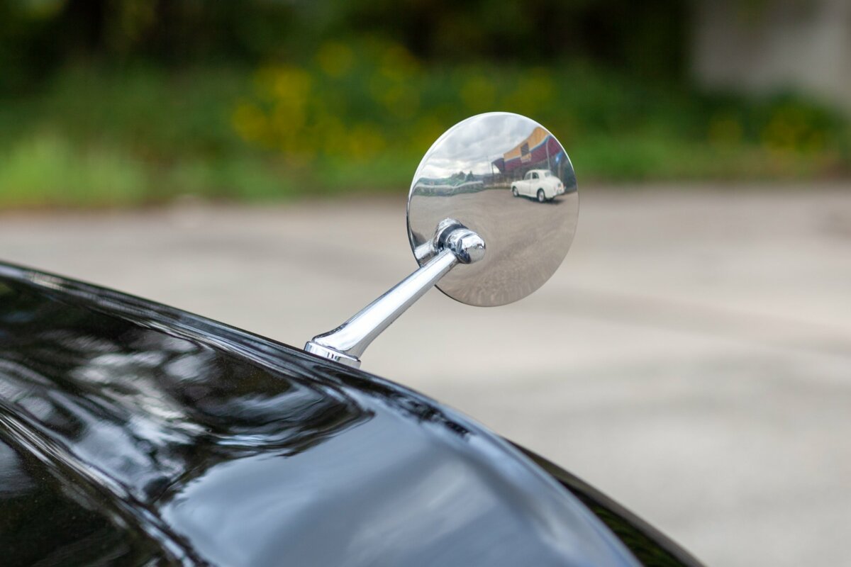 Rolls-Royce Phantom V Landaulette RHD