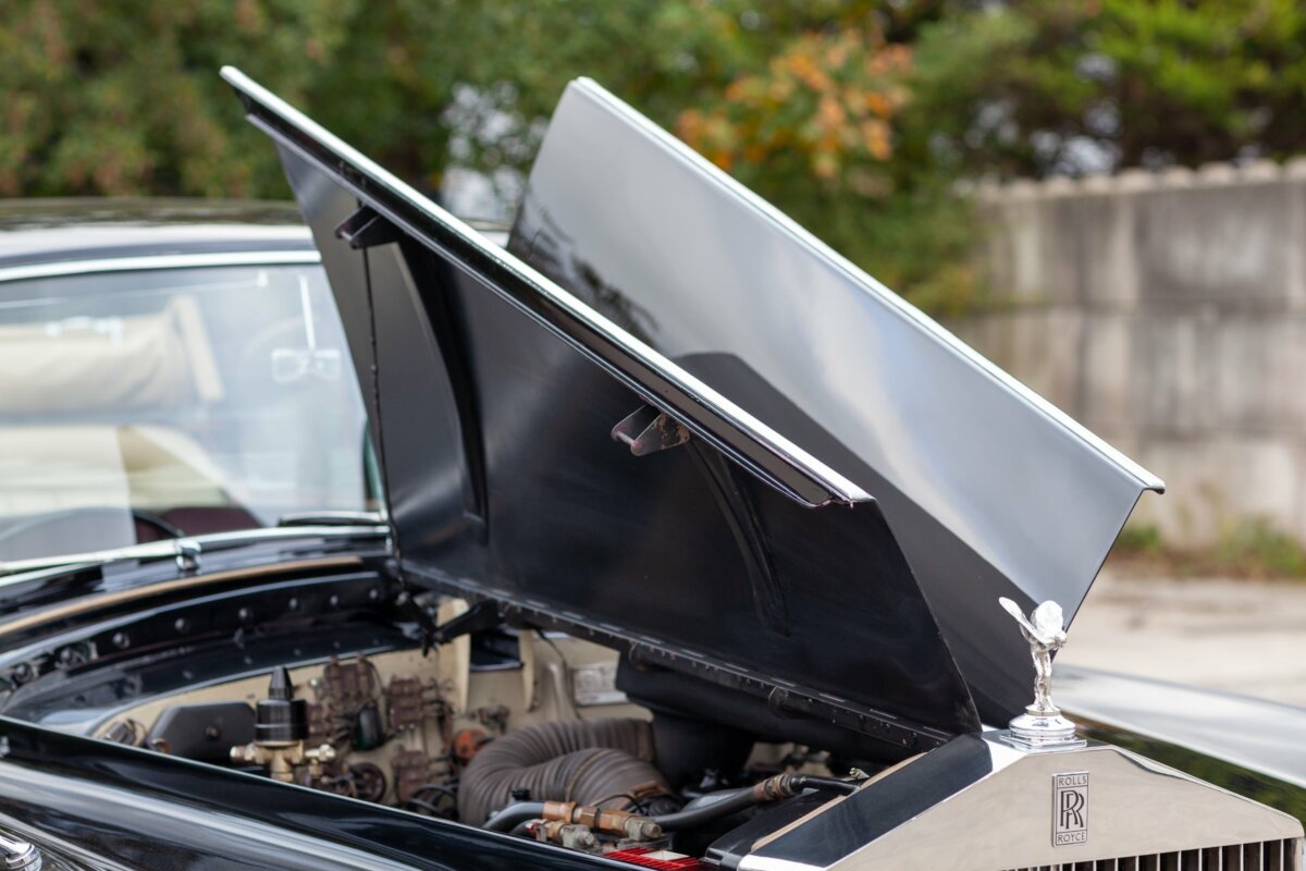 Rolls-Royce Phantom V Landaulette RHD