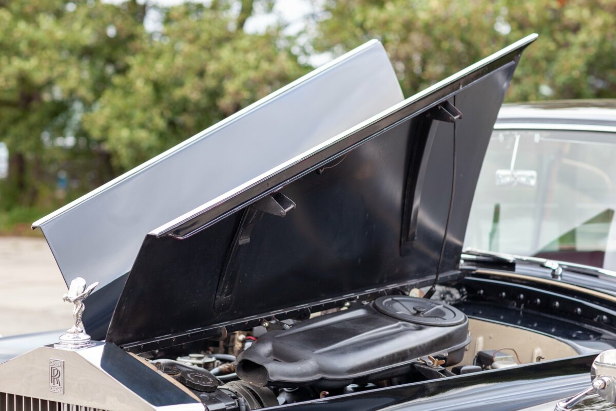 Rolls-Royce Phantom V Landaulette RHD