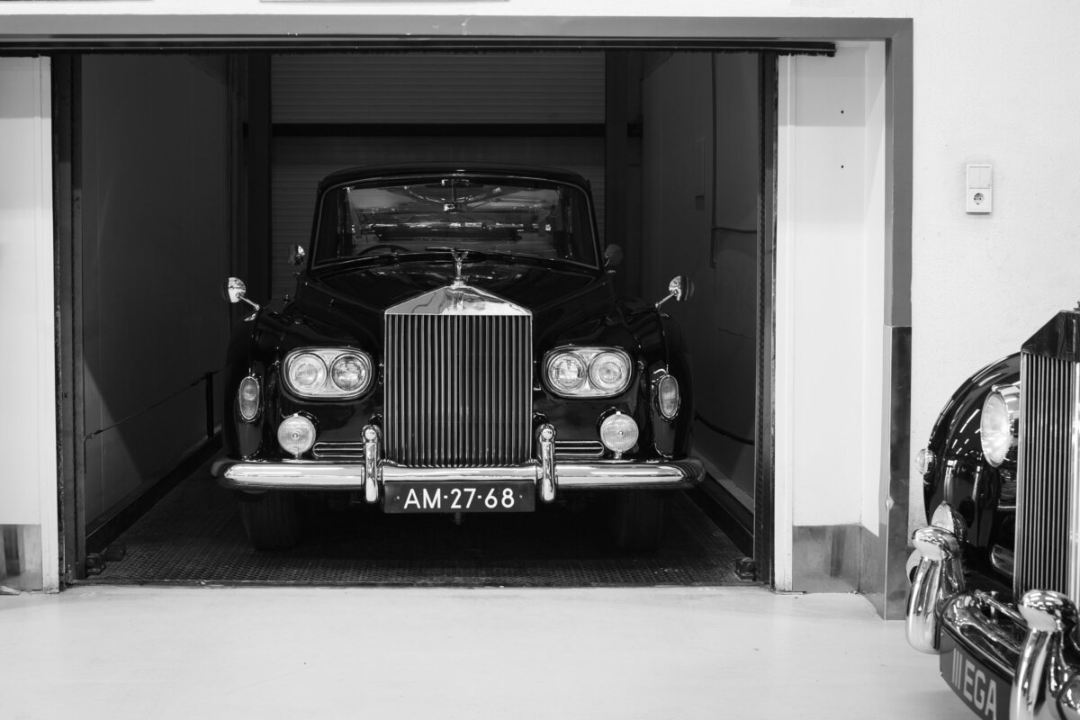 Rolls-Royce Phantom V Landaulette RHD