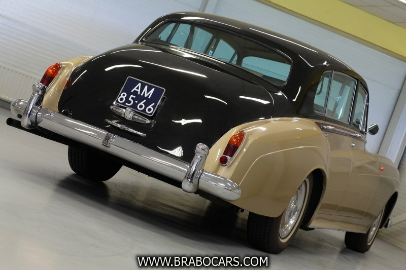 Rolls-Royce Silver Cloud II