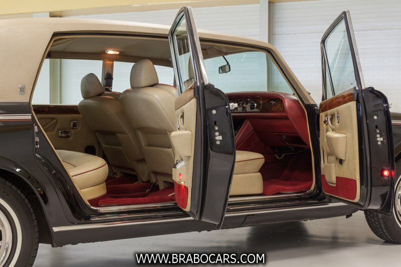 Rolls-Royce Silver Shadow