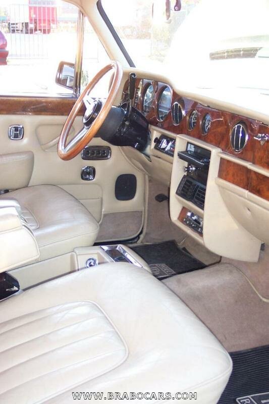 Rolls-Royce Silver Wraith II 